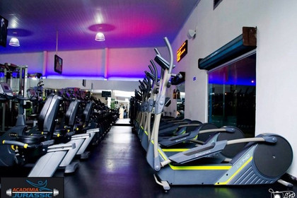 Imagem 1 da galeria do parceiro Academia Jurassic Gym