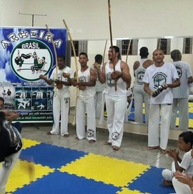 Imagem 3 da galeria do parceiro Associação de Capoeira Aroeira
