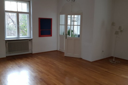 Bild 1 von Das ist Yoga - Ute Freundl PASING Partnergalerie