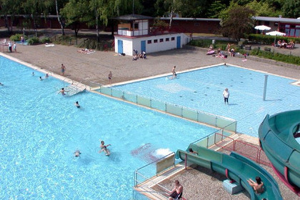 Bild 1 von Sommerbad Humboldthain Partnergalerie