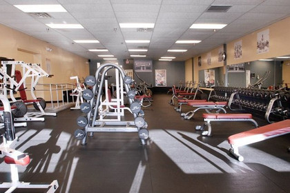 Image 2 from Gold's Gym - Anaheim Town Square partner gallery