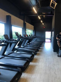 Imagem 3 da galeria do parceiro Academia YESFIT 2