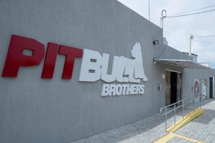 Imagem 2 da galeria do parceiro Pitbull Brothers Artes Marciais