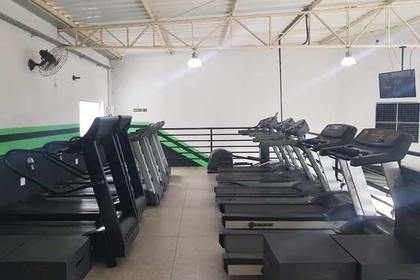 Imagem 4 da galeria do parceiro Academia Lﬁtness Club