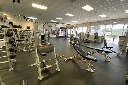 Image 3 from Peak Fitness Club partner gallery