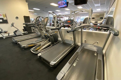 Image 4 from Peak Fitness Club partner gallery