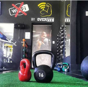 Imagem 3 da galeria do parceiro Over Fit Academia