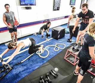 Imagem 3 da galeria do parceiro F45 - Aulas ao Vivo - Live class