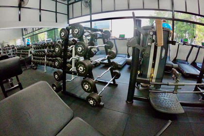 Imagem 2 da galeria do parceiro Academia East Fitness