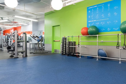 Image 3 from Blink Fitness Queens Village partner gallery