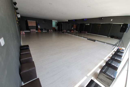 Imagem 1 da galeria do parceiro Poz-E Dance Studio