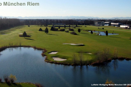 Bild 3 von Golfzentrum München Riem Partnergalerie