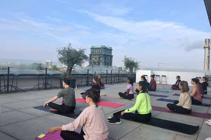 Bild 5 von Yoga Nebenan @Ayuropa Partnergalerie