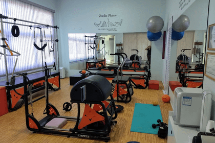 Imagem 2 da galeria do parceiro Studio Psiquilibre Pilates | Cris Tenório