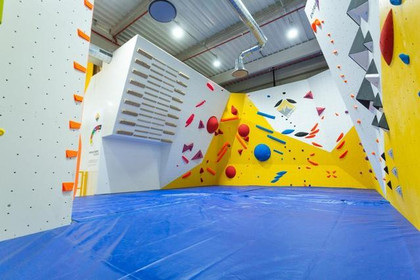 Imagen 6 de la galería del partner Climbat Zaragoza