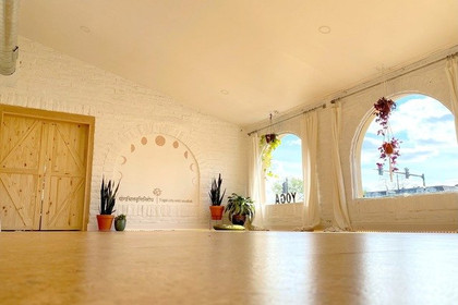 Image 3 from Mala Yoga Center partner gallery