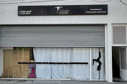 Imagem 5 da galeria do parceiro Studio Lola Schueler Pole Dance Fitness