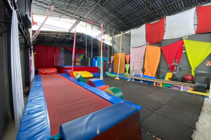 Imagem 7 da galeria do parceiro Divertidamente Escola de Circo