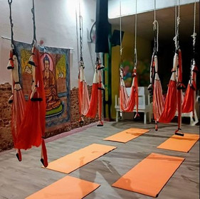 Imagen 3 de la galería del partner Elevarte acrobacia y danza aerea