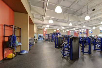 Image 1 from Gold's Gym - Clarksville partner gallery