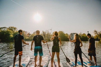 Bild 3 von SUP CLUB Hamburg am Stüffel Steg Partnergalerie