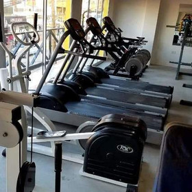Imagen 3 de la galería del partner GOLD'S ENERGYM TALAR