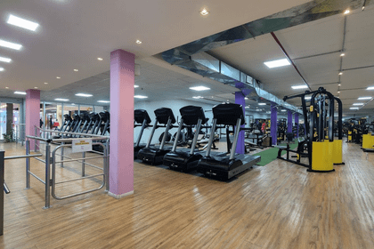 Imagen 4 de la galería del partner Life Center Fitness - Nine Shopping