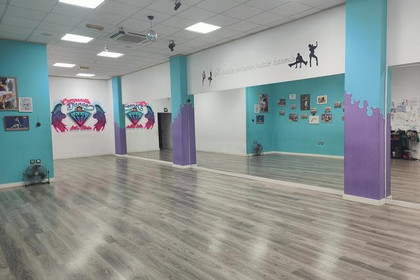 Imagen 1 de la galería del partner Campanilla Dance