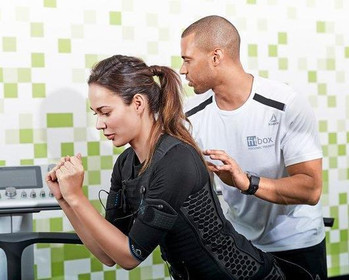 Bild 5 von fitbox Düsseldorf Pempelfort Partnergalerie