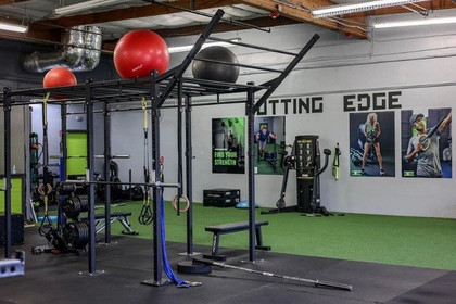 Image 4 from Kutting Edge Fitness partner gallery