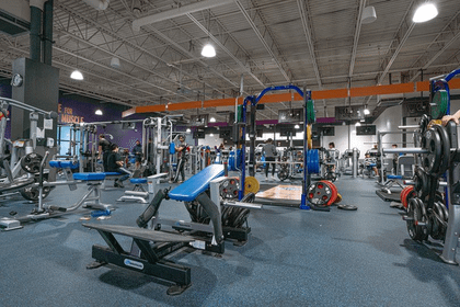 Image 1 from Crunch Fitness Blaine partner gallery