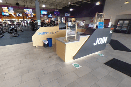 Image 6 from Crunch Fitness Blaine partner gallery