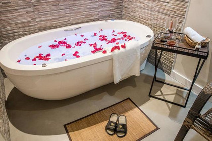 Imagem 1 da galeria do parceiro Buddha Spa Brooklin Nebraska