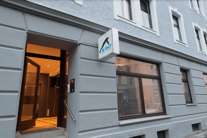 Bild 2 von BiPHiT Group Fitness Studio Görrestraße Partnergalerie