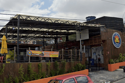 Imagem 2 da galeria do parceiro La Playa Sports Bar