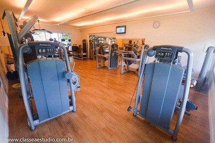 Imagem 4 da galeria do parceiro Academia Top Fit - Unidade Caxangá