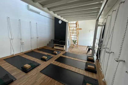 Imagen 1 de la galería del partner Atma Yogui - Estudio de Yoga