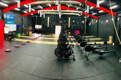 Imagen 1 de la galería del partner Crossfit Tayburun Sharks