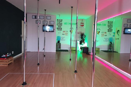 Imagem 1 da galeria do parceiro EXIT Pole Studio