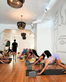 Image 2 from HAUM SF - Haight-Ashbury Studio partner gallery