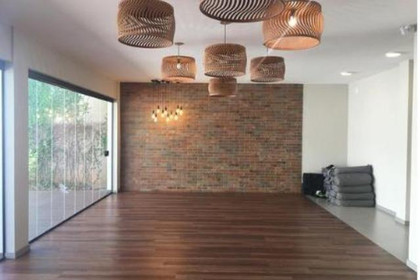 Imagem 1 da galeria do parceiro Mayã Campos - Vinyasa Yoga