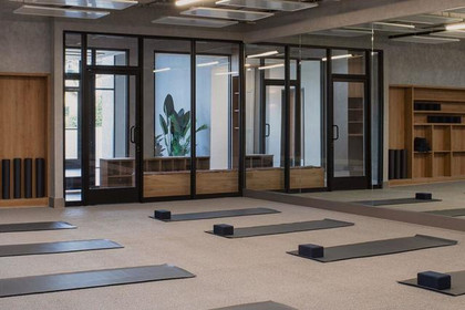 Image 1 from 423 Yoga partner gallery