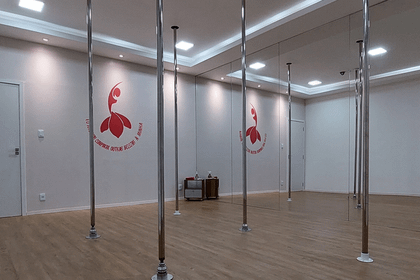 Imagem 4 da galeria do parceiro Bloom Studio de Pole Dance