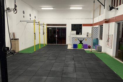 Imagem 3 da galeria do parceiro Studio Cross on the top