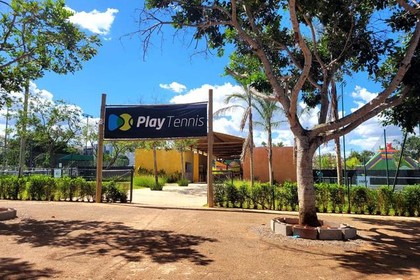 Imagem 3 da galeria do parceiro Play Tennis Eixo Monumental