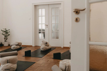 Bild 2 von So Ham Yoga Partnergalerie