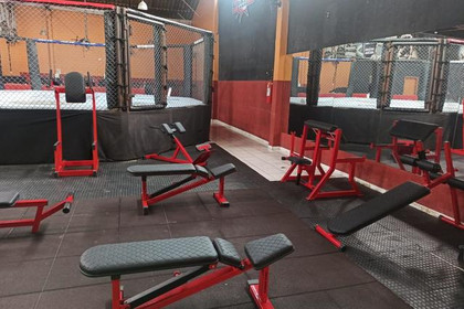 Imagem 4 da galeria do parceiro PhD Sports - Striker's