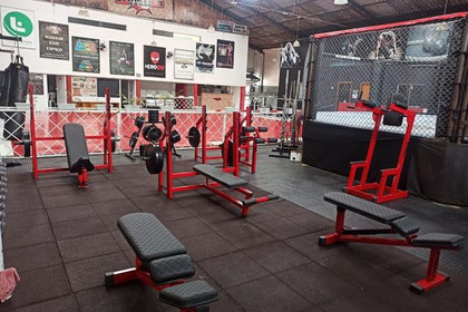 Imagem 5 da galeria do parceiro PhD Sports - Striker's