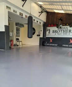 Imagem 1 da galeria do parceiro Bronx Brothers Fight Team