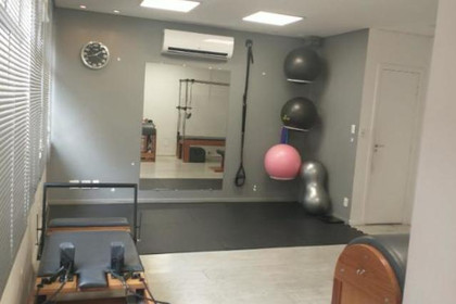 Imagem 1 da galeria do parceiro Raquel adenita pilates e fisioterapia